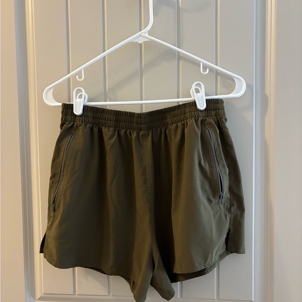 Outdoor Voices Women's Zephyr 3" Short